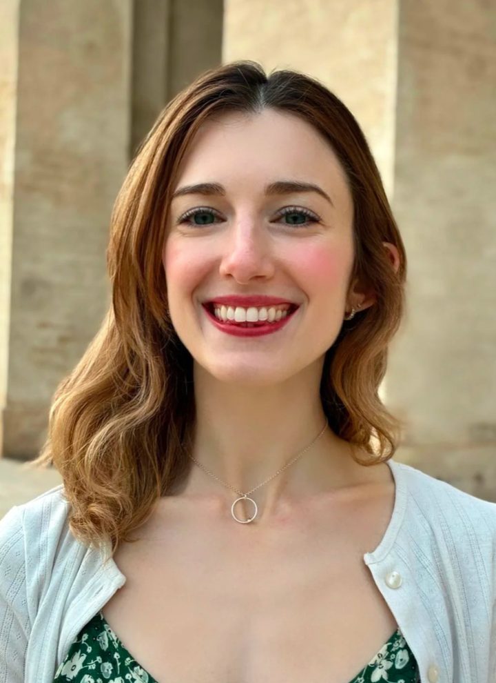 Elise Woodard